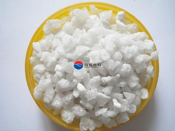 白剛玉磨料出現(xiàn)黑點的原因